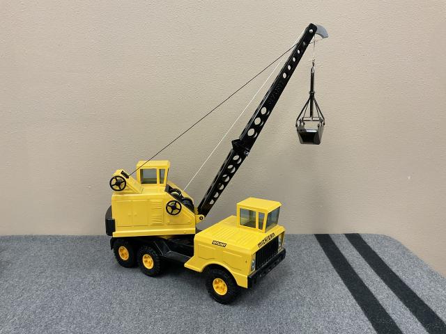 #155 - Vintage Nylint Michigan Truck Crane With Clamshell